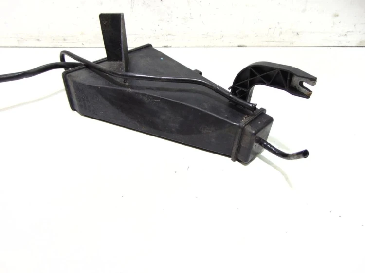FILTR WĘGLOWY AUDI A4 B6 (1999-2002)
