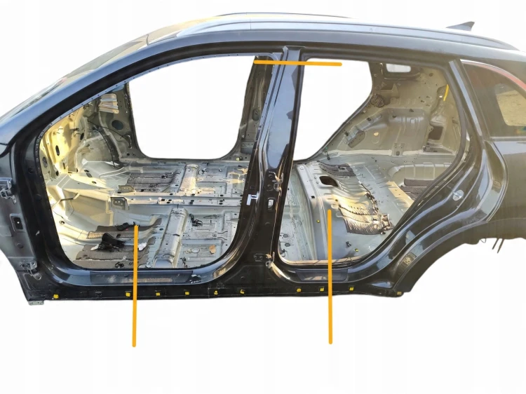 PRÓG LEWY SŁUPEK ŚRODKOWY KIA NIRO EV I LIFT (2020-2022) 64 kWh 204KM