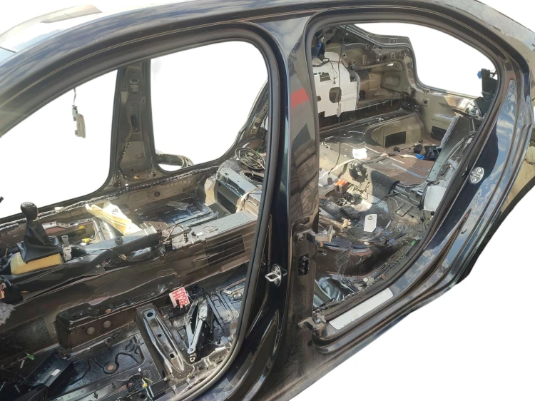 PRÓG LEWY SŁUPEK ŚRODKOWY SKODA SUPERB III (2015-2019) 2.0 TDI 150KM