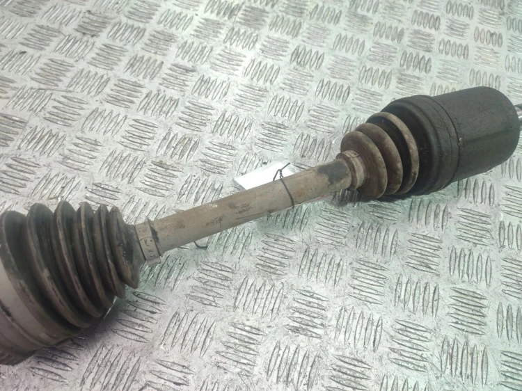 PÓŁOŚ LEWY PRZÓD HONDA ACCORD VI LIFT (2002-2002) 2.3 154KM