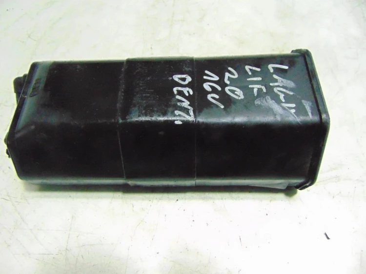 FILTR WĘGLOWY RENAULT LAGUNA II LIFT (2005-2007) 2.0 16V 7700423934