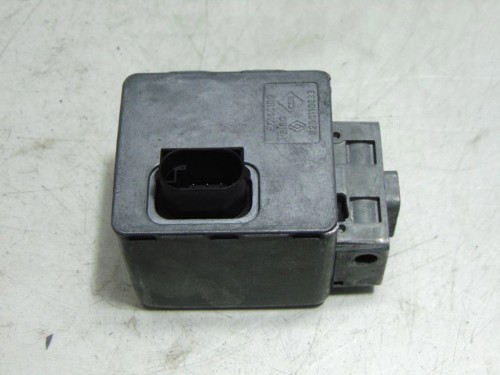 RYGIEL BLOKADA KOLUMNY RENAULT MEGANE II LIFT (2005-2008) 1.9 DCI 820011003