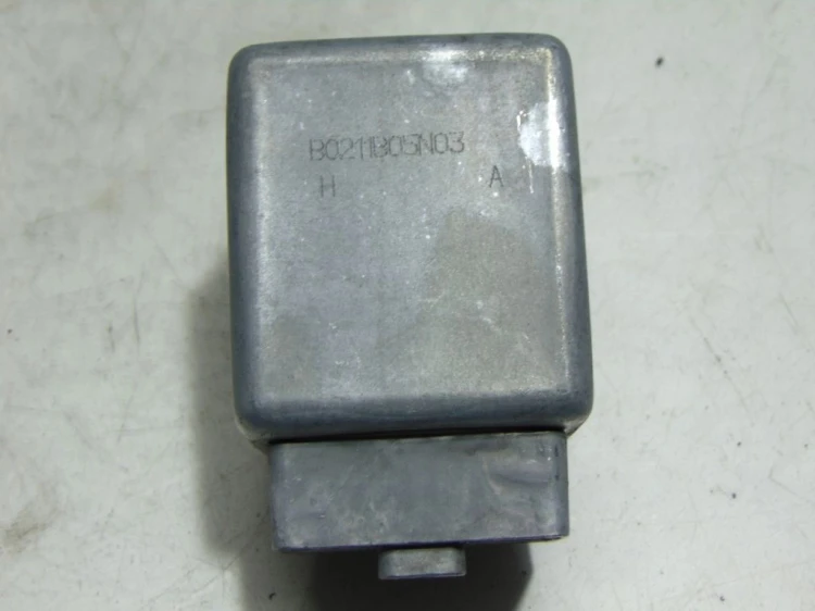 RYGIEL BLOKADA KOLUMNY RENAULT MEGANE II LIFT (2005-2008) 1.9 DCI 820011003