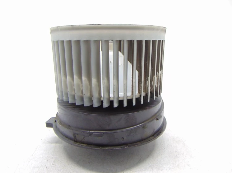 WENTYLATOR DMUCHAWA NAWIEWU NISSAN QASHQAI (2007-2013) 2.0 DCI 25560 JD003