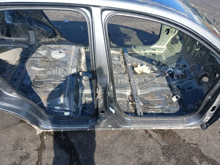 PRÓG PRAWY SŁUPEK ŚRODKOWY HONDA CR-V IV LIFT (2014-2018) 1.6 i-DTEC 160KM