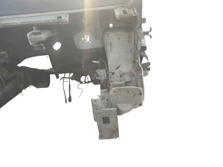 PODŁUŻNICA LEWA RENAULT TRAFIC III (2014-2019) 1.6 DCI 120KM Z SŁUPKIEM A