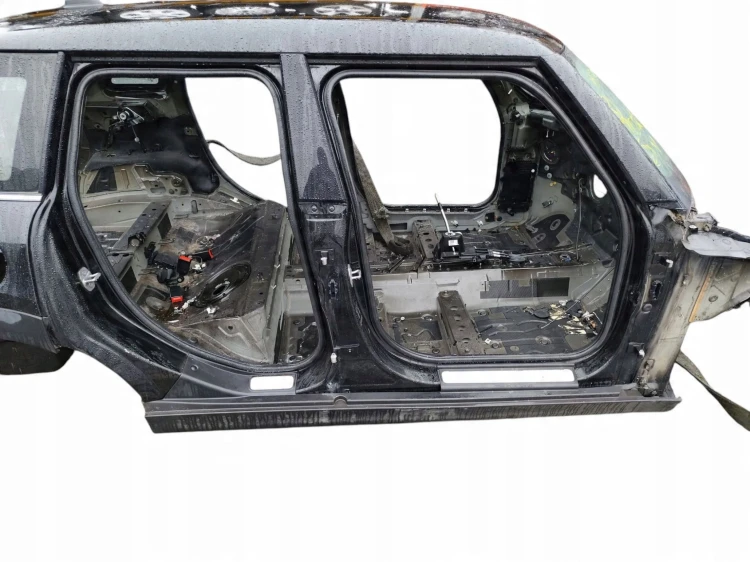 PRÓG PRAWY SŁUPEK ŚRODKOWY MINI COOPER F55 (2013-2018) 1.5 T 136KM