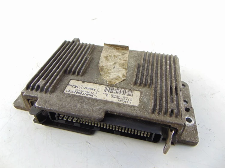 KOMPUTER STEROWNIK SILNIKA RENAULT SCENIC I (1997-1999) 1.6 BENZ 7700875745