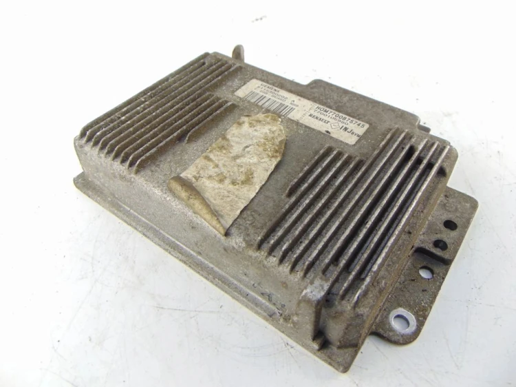 KOMPUTER STEROWNIK SILNIKA RENAULT SCENIC I (1997-1999) 1.6 BENZ 7700875745