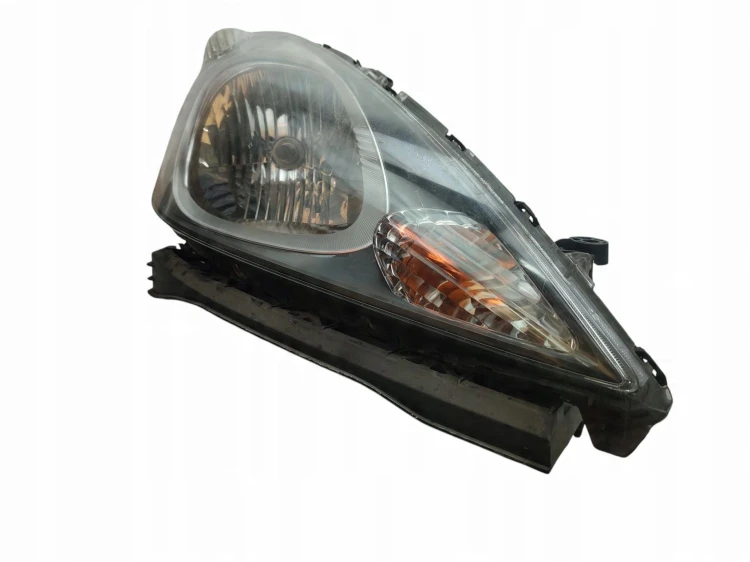 LAMPA PRAWY PRZÓD HONDA JAZZ III LIFT (2011-2015) 1.2 90KM