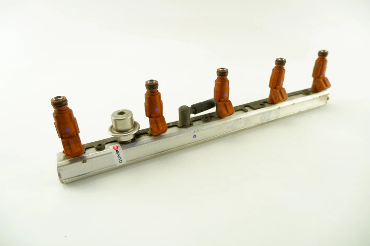 LISTWA WTRYSKOWA VOLVO S80 I (1998-2004) 2.0 T 9186836