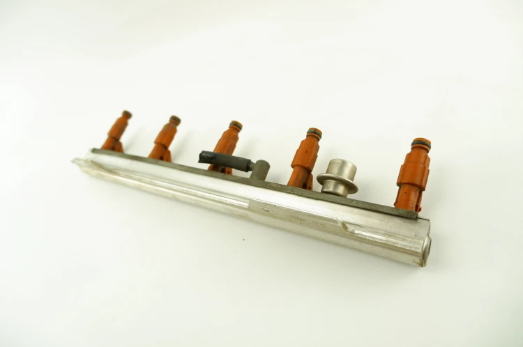 LISTWA WTRYSKOWA VOLVO S80 I (1998-2004) 2.0 T 9186836