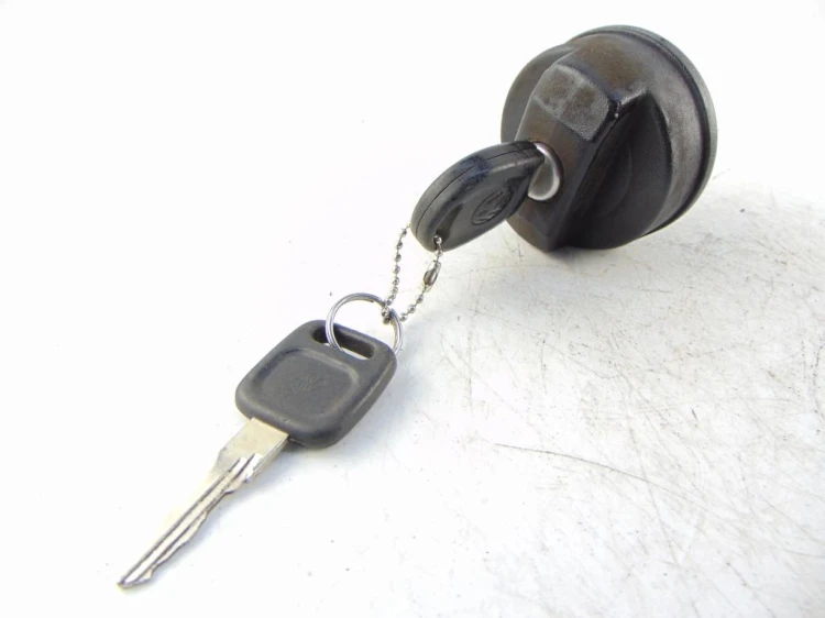 STACYJKA VOLKSWAGEN GOLF III 1.6 357905851D