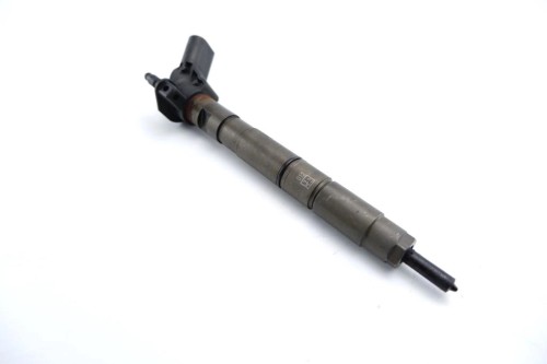 WTRYSKIWACZ AUDI A6 C6 2,7 TDI 0445115039