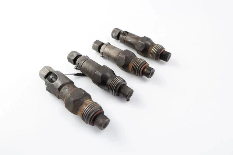 WTRYSKIWACZE VOLVO V40 I (1995-2004) LCR67354010