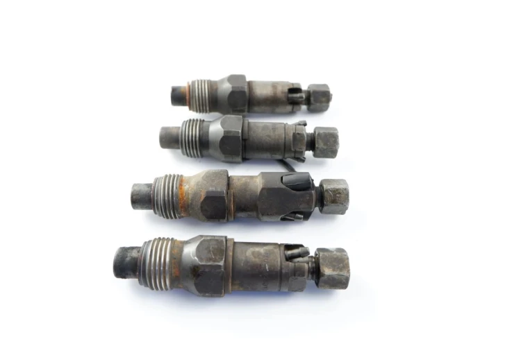 WTRYSKIWACZE VOLVO V40 I (1995-2004) LCR67354010