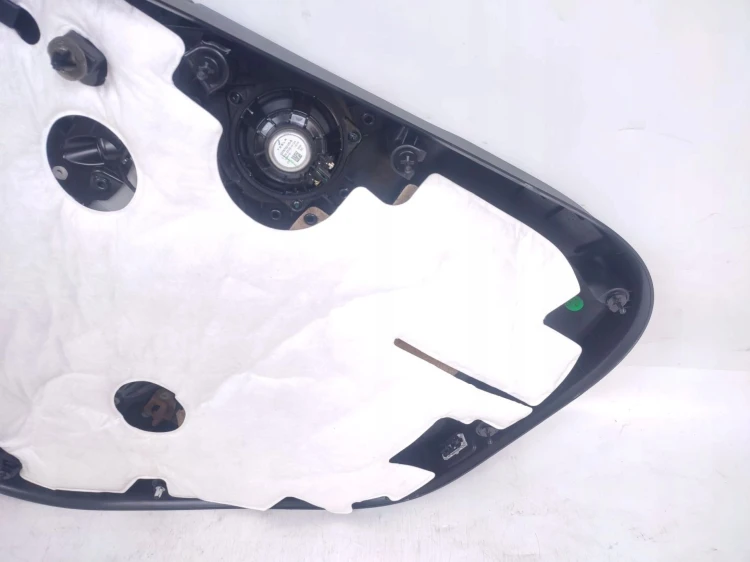 BOCZEK DRZWI PRAWY TYŁ TESLA MODEL Y (2019-) LONG RANGE DUAL MOTOR 351KM