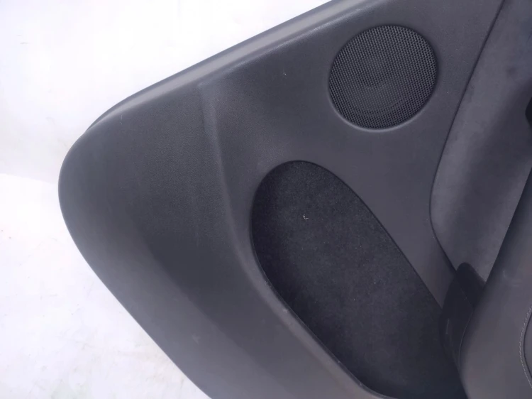 BOCZEK DRZWI PRAWY TYŁ TESLA MODEL Y (2019-) LONG RANGE DUAL MOTOR 351KM