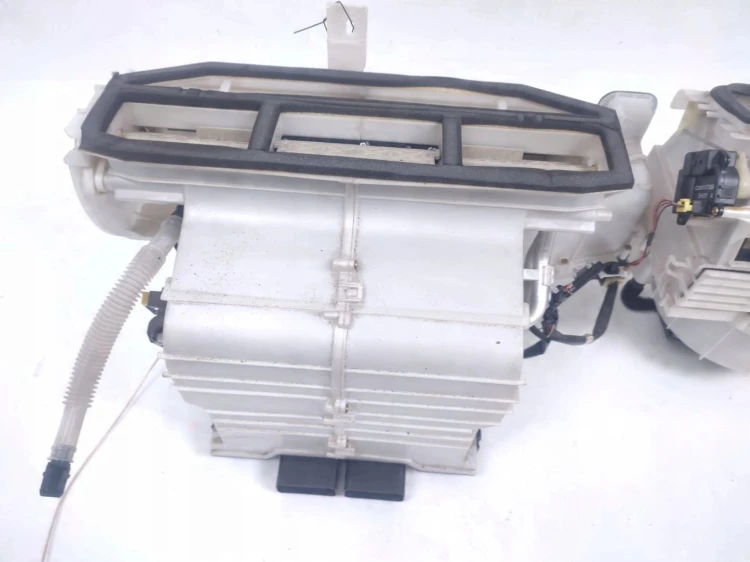 NAGRZEWNICA SUZUKI GRAND VITARA II (2005-2008) 2.0 16V 140KM 7410064J