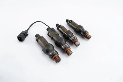 WTRYSKIWACZE VOLVO V40 I (1995-2004) LCR67354010