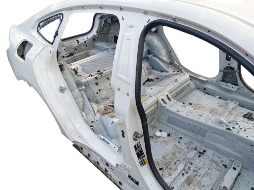 PRÓG PRAWY SŁUPEK ŚRODKOWY BMW i4 G26 GRAN COUPE (2021-2024) eDrive40 340KM