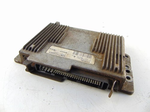 KOMPUTER STEROWNIK SILNIKA RENAULT KANGOO I (1998-2003) 1.4 8V 7700108813