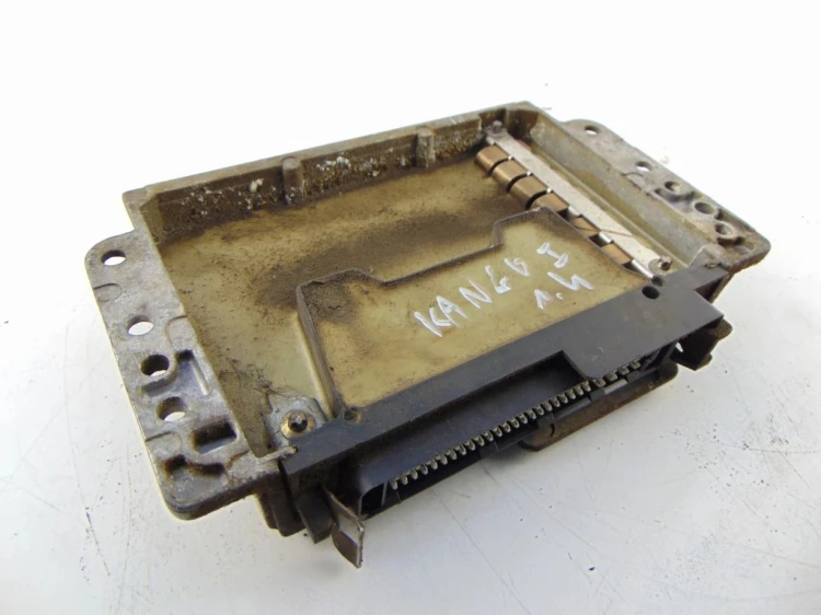 KOMPUTER STEROWNIK SILNIKA RENAULT KANGOO I (1998-2003) 1.4 8V 7700108813