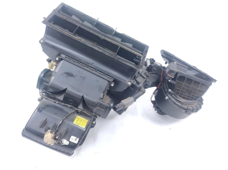 NAGRZEWNICA OPEL ASTRA H (2004-2006) 1.6 16V 105KM 13227511