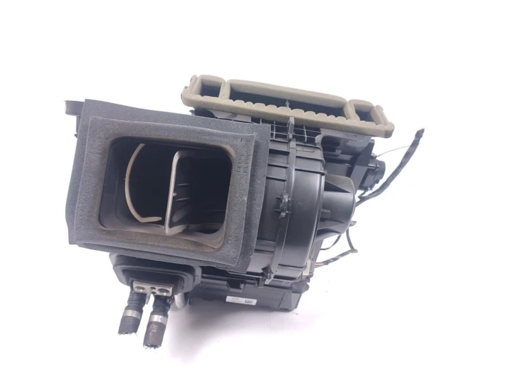 NAGRZEWNICA FORD FOCUS MK3 (2010-2014) 1.0 EcoBoost 125KM AV6N19B555RD