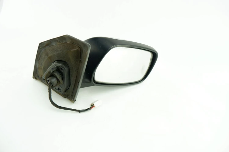 LUSTERKO PRAWE TOYOTA AVENSIS T22 (1997-2003) 1.6 16v