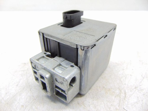 RYGIEL BLOKADA KOLUMNY RENAULT SCENIC II LIFT (2006-2009) 8200604934