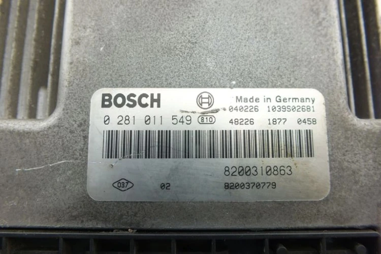 KOMPUTER STEROWNIK SILNIKA RENAULT SCENIC II (2003-2005) 1.9 DCI 8200310863