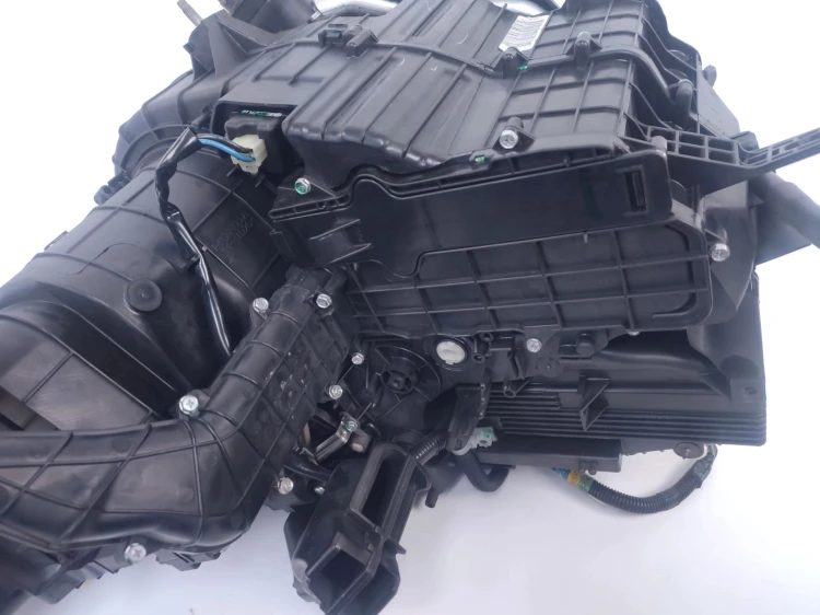NAGRZEWNICA HONDA CIVIC VIII (2005-2008) 1.4 83KM 7902ASMGG461