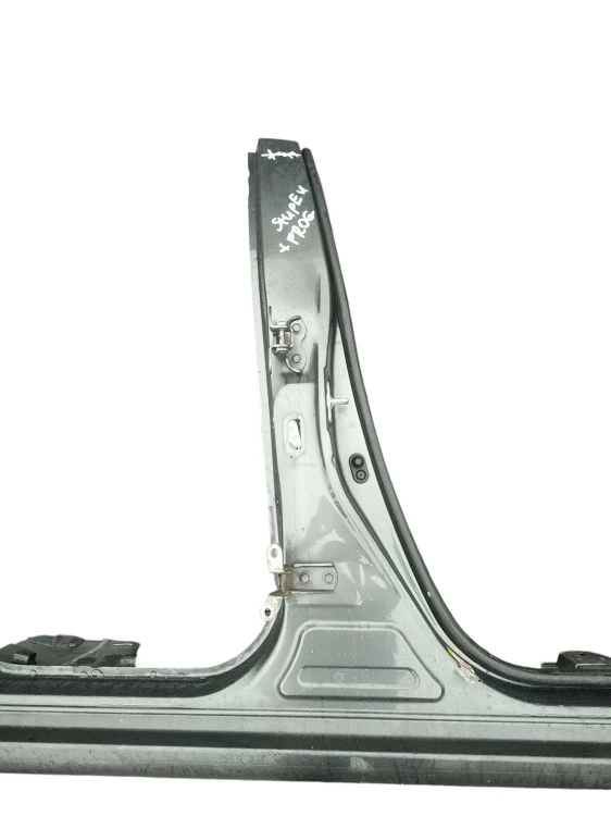 PRÓG PRAWY SŁUPEK ŚRODKOWY TOYOTA COROLLA E18 (2013-2016) 1.6 VALVEMATIC 13