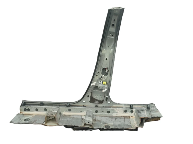 PRÓG PRAWY SŁUPEK ŚRODKOWY TOYOTA COROLLA E18 (2013-2016) 1.6 VALVEMATIC 13
