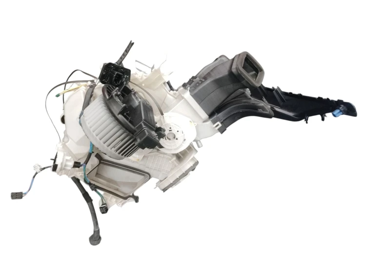 NAGRZEWNICA TOYOTA VERSO-S (2011-2013) 1.4 D4D 90KM 87050-52221