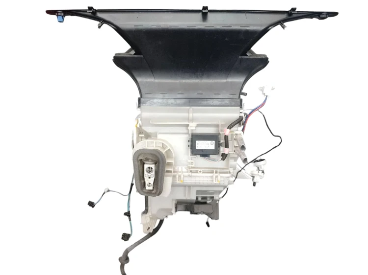 NAGRZEWNICA TOYOTA VERSO-S (2011-2013) 1.4 D4D 90KM 87050-52221