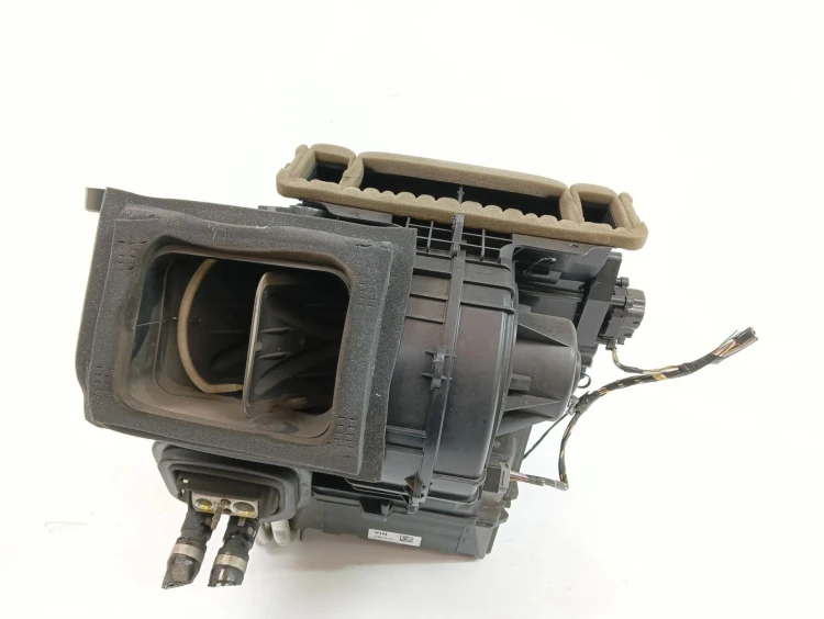 NAGRZEWNICA FORD FOCUS MK3 (2010-2014) 1.6 TDCI 95KM AV6N19B555AK