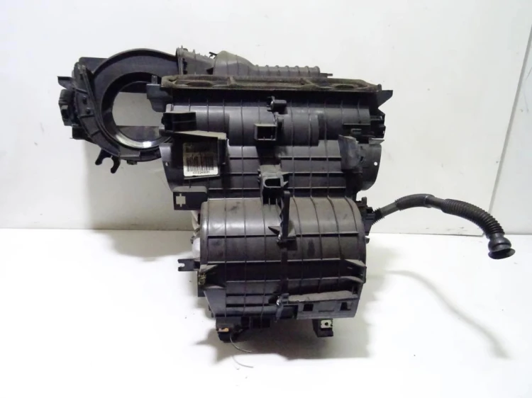 NAGRZEWNICA RENAULT SCENIC II (2003-2005)
