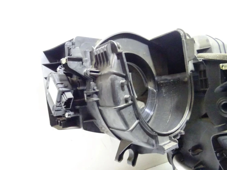 NAGRZEWNICA RENAULT SCENIC II (2003-2005)