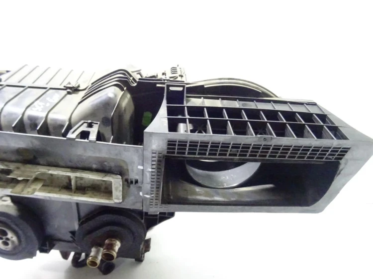 NAGRZEWNICA RENAULT SCENIC II (2003-2005)