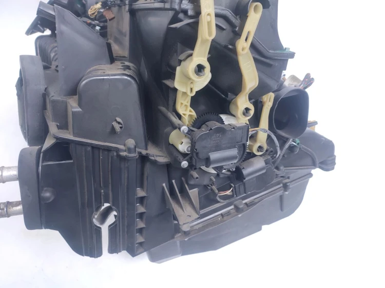 NAGRZEWNICA OPEL ASTRA H (2004-2006) 1.4 16V 90KM 13113819