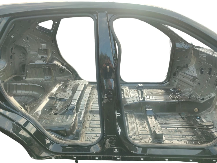 PRÓG PRAWY SŁUPEK ŚRODKOWY MG ZS I EV LIFT (2021-) TZ204XS1152 156KM