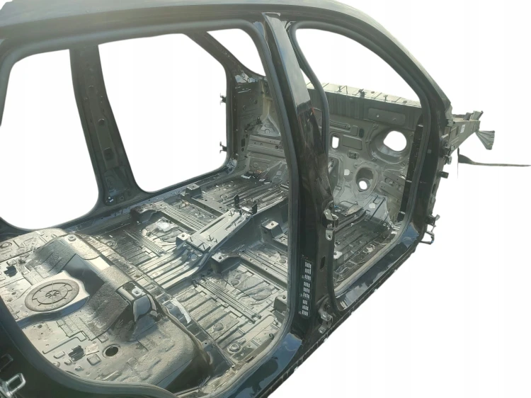 PRÓG PRAWY SŁUPEK ŚRODKOWY MG ZS I EV LIFT (2021-) TZ204XS1152 156KM
