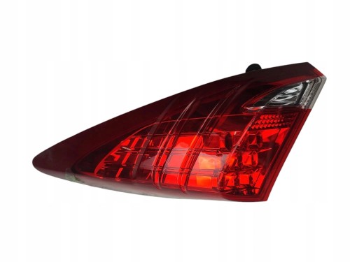 LAMPA PRAWY TYŁ HONDA CIVIC IX (2011-2013) 1.8 I-VTEC 141KM 3350ATV0E002