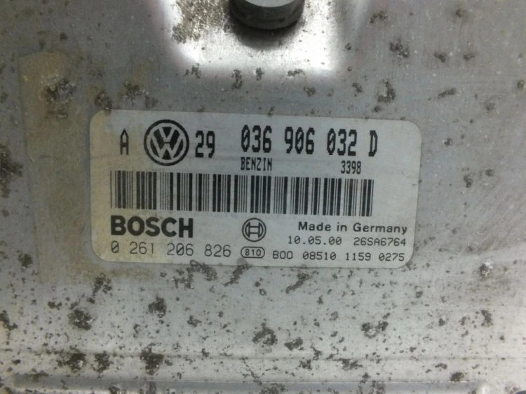 KOMPUTER STEROWNIK SILNIKA VOLKSWAGEN GOLF IV 1.4 16V 036906032D