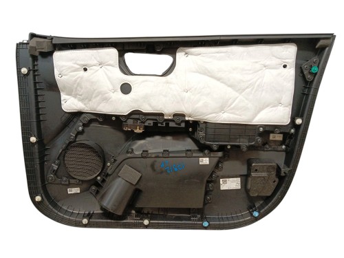 BOCZEK DRZWI LEWY PRZÓD KIA RIO IV LIFT (2020-2023) 1.2 16V 84KM 82301-H807
