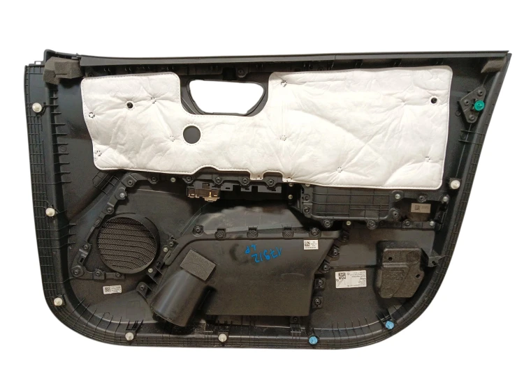 BOCZEK DRZWI LEWY PRZÓD KIA RIO IV LIFT (2020-2023) 1.2 16V 84KM 82301-H807