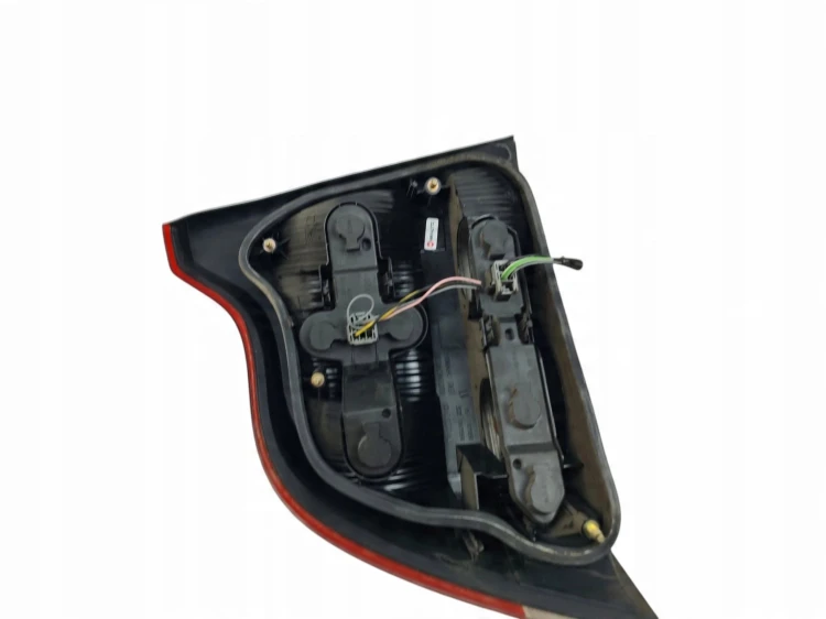 LAMPA PRAWY TYŁ VOLVO S60 I (2000-2004) 2.0 T 180KM 3664080