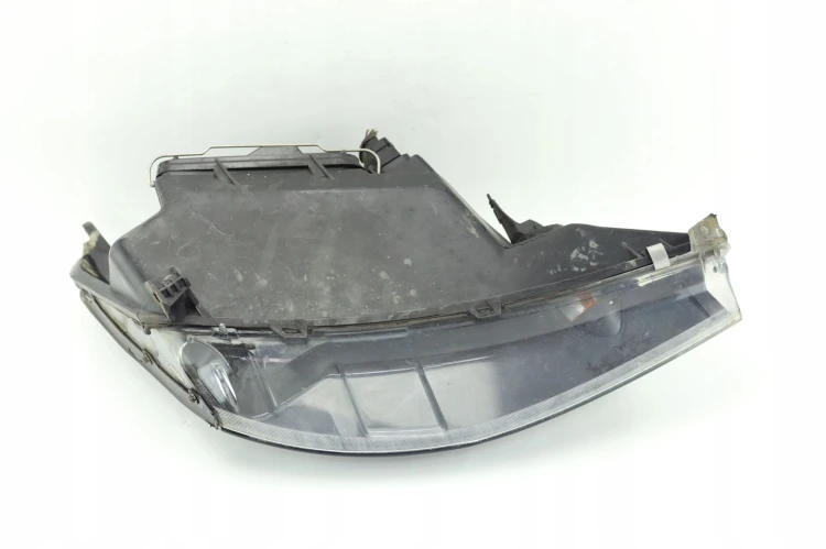 LAMPA LEWY PRZÓD FORD FOCUS MK1 LIFT (2001 -2004) 1.8 TDCI 100HP